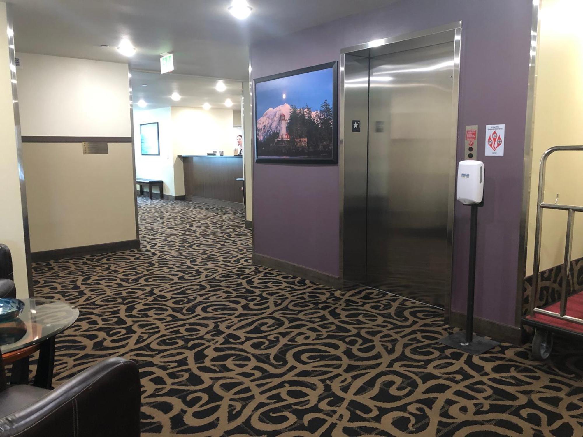 Aspen Suites Hotel 시트카 외부 사진